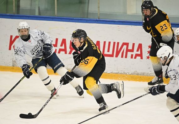 «Юнисон» неудержим, Бахарев тоже