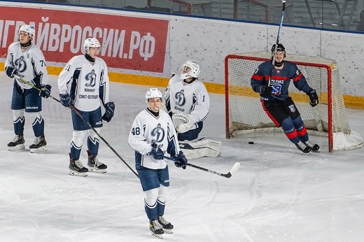 «Арктика» продолжает погоню